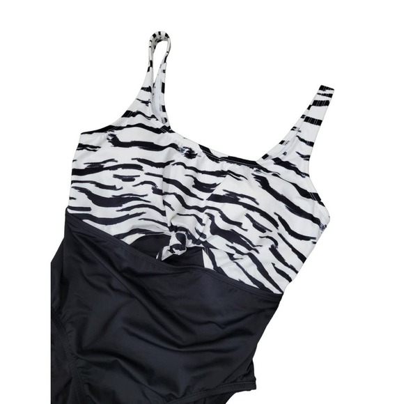 NEW Beach Betty Women's One Piece Swimsuit Black White Size Large - Picture 11 of 12